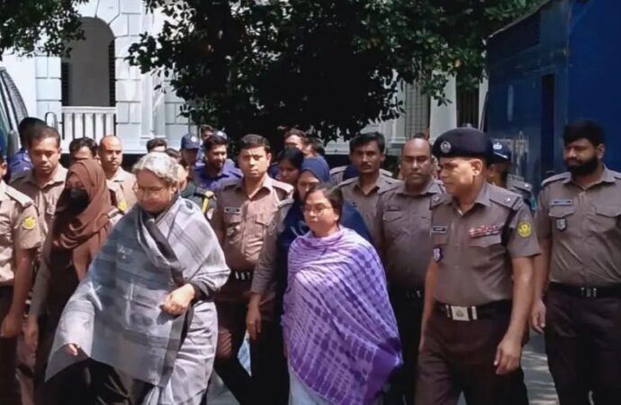 শাপলা চত্বরে হত্যাযজ্ঞ: দীপু মনি-রুপা-মোজাম্মেল বাবুকে আনা হলো ট্রাইব্যুনালে