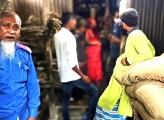 জামায়াত নেতার বাড়ি থেকে ৯৯ বস্তা সরকারি চাল উদ্ধার