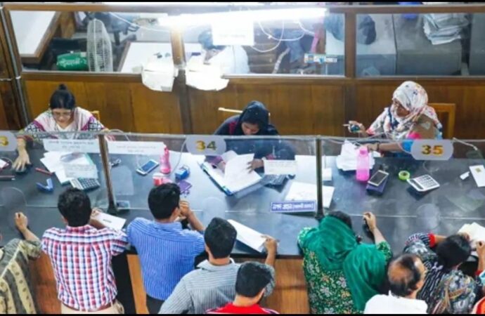 ঈদ উপলক্ষে আজও ব্যাংক খোলা, চলবে স্বাভাবিক লেনদেন