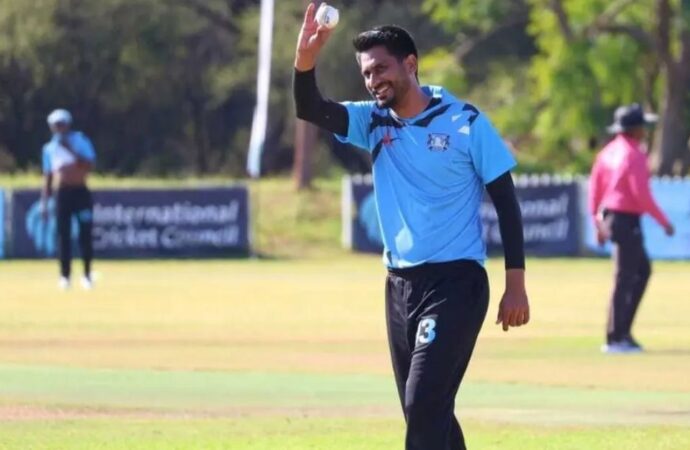 ২ রানে ৬ উইকেট নিয়ে বিশ্ব রেকর্ড