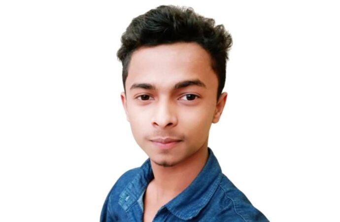 কিশোরগঞ্জে বাড়ি থেকে বের হয়ে বাজারে যাওয়ার পথে যুবককে কুপিয়ে হত্যা