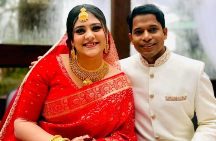 বিবাহবন্ধনে আবদ্ধ হলেন উপস্থাপিকা দীপ্তি চৌধুরী