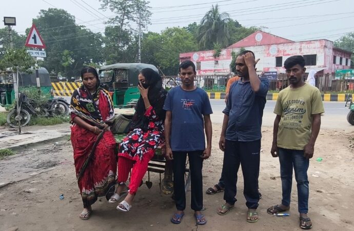 প্রশাসনের চোখ ফাঁকি দিয়ে মেহেরপুর সীমান্তে ৭ জনের অনুপ্রবেশ