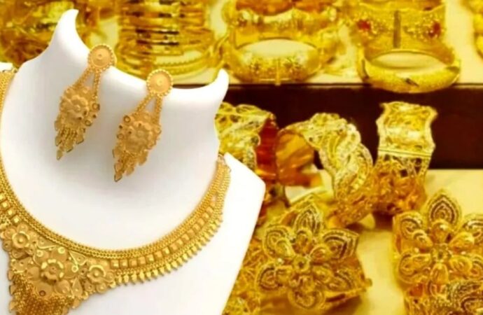 দেশের বাজারে স্বর্ণের দামে বড় দরপতন