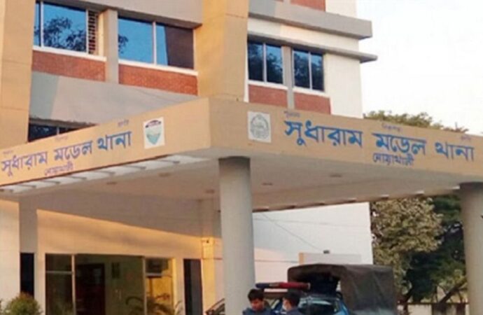 আওয়ামী লীগ-ছাত্রদল সংঘর্ষ: নোয়াখালীতে নিষিদ্ধ ছাত্রলীগের আরও ১৮ নেতাকর্মী
গ্রেপ্তার