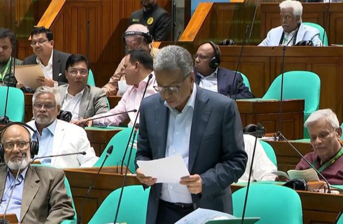 দুর্বল ব্যাংক পুনর্গঠনে ব্যয় ৪০ হাজার কোটি টাকা