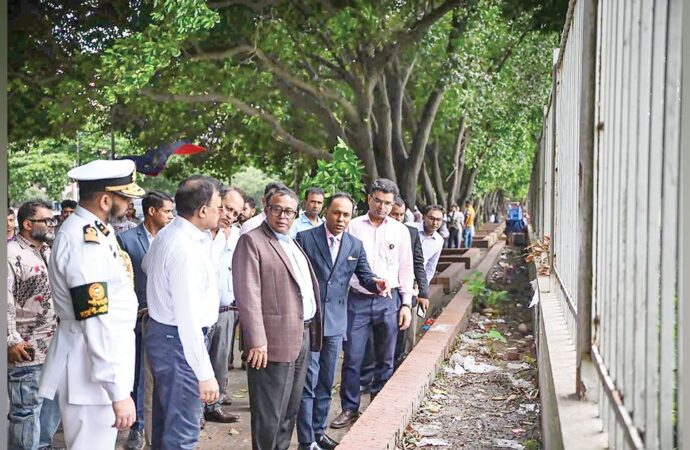সংসদ ভবন এলাকা আরও সবুজায়ন ও পরিচ্ছন্ন রাখতে ডেপুটি স্পিকারের নির্দেশ
