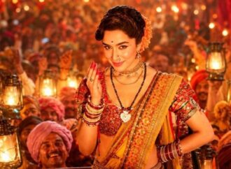 বিঠাবাইয়ের চরিত্রে চমকে দিলেন শ্রদ্ধা কাপুর