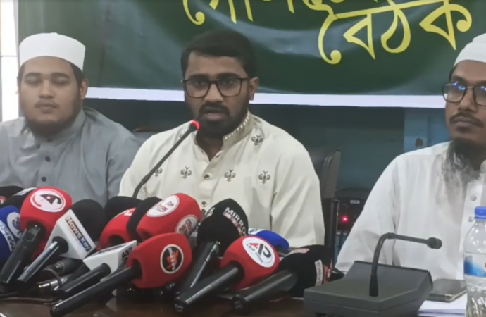 ভারতের সঙ্গে ভালো সম্পর্ক চাই কিন্তু দাদাগিরি বরদাস্ত করা হবে না: রাশেদ খান