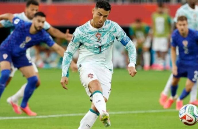 পেনাল্টি শটের আগে আসলেই কি ‘বিসমিল্লাহ’ বলেছেন রোনালদো
