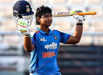 ভারতের জার্সিতে বৈভবের অভিষেক, ভাঙল শচীনের রেকর্ড