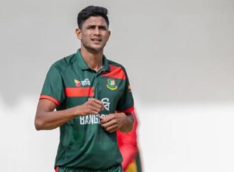 মাশরাফির রেকর্ড ভেঙে ওয়ানডেতে নাহিদ রানার ইতিহাস