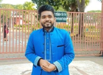 ট্রাকের পেছনে মোটরসাইকেলের ধাক্কা, এনসিপি নেতার মৃত্যু