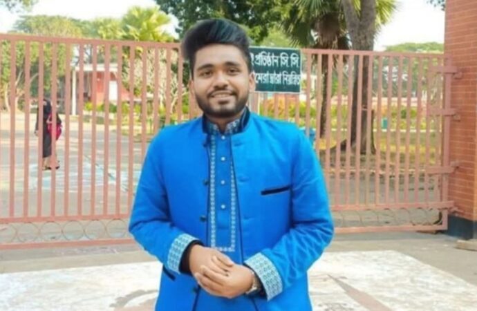 ট্রাকের পেছনে মোটরসাইকেলের ধাক্কা, এনসিপি নেতার মৃত্যু