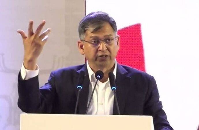 দিল্লিতে আওয়ামী লীগের দাফন হয়ে গেছে, তারা আর রাজনীতি করতে পারবে না:
স্বরাষ্ট্রমন্ত্রী