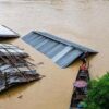 টানা অতিবর্ষণে পার্বত্যাঞ্চলে বিপর্যস্ত জনজীবন