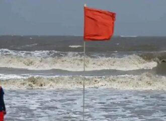 দেশের সব সমুদ্র বন্দরে ৩ নম্বর সতর্ক সংকেত বহাল, ঝোড়ো হাওয়ার পূর্বাভাস
