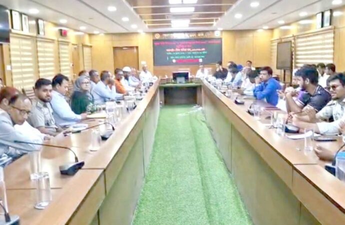 ফেনীতে জুলাই শহীদ ও গণঅভ্যুত্থান দিবস পালনে জেলা প্রশাসনের প্রস্তুতি সভা