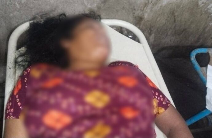 ঝালকাঠিতে ৩ তলা ভবনে দুর্ধর্ষ চুরি, নারীকে শ্বাসরোধে হত্যা