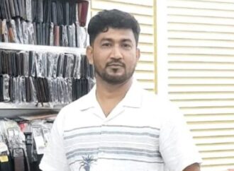 সড়কের পাশে পড়েছিল এস এ পরিবহনের চালকের মরদেহ