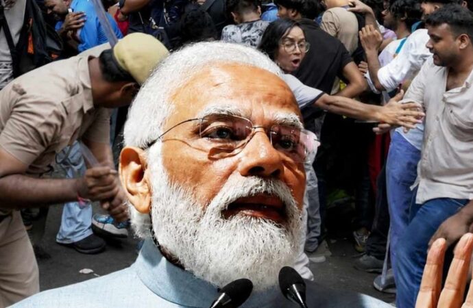 প্রশ্নফাঁস কাণ্ডে ন্যায়বিচারের প্রতিশ্রুতি, বিশেষ ঘোষণা দিলেন মোদি