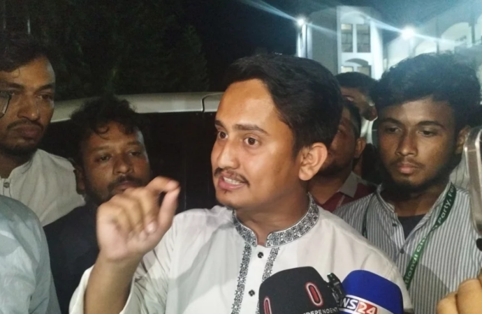 ফেনীতে বন্যার ত্রাণ নিয়ে প্রশ্ন, উপদেষ্টার থেকে হিসাব জানতে বললেন সারজিস